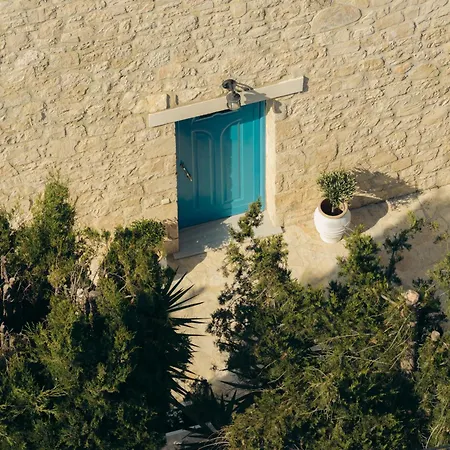 Vila Kyanorama Villa, A Seaside Escape *